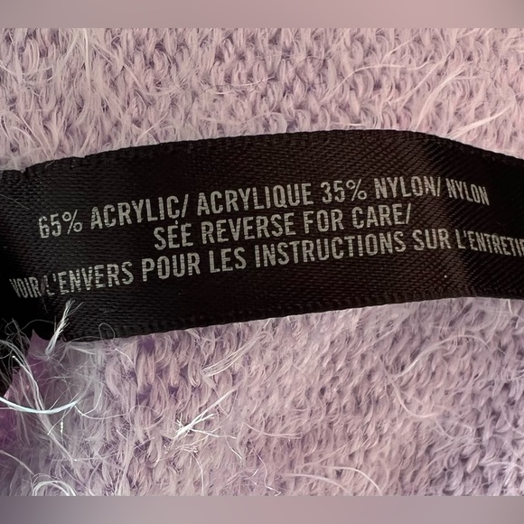 LIVE LOVE DREAM soft fuzzy scoop neck lilac color sweater - Picture 10 of 10